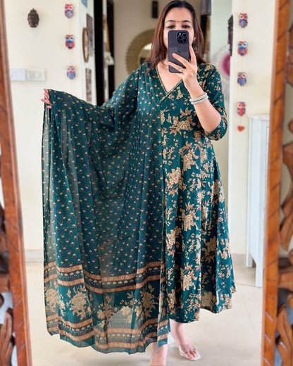Dark Green Kurta And Pant With Dupatta For Women