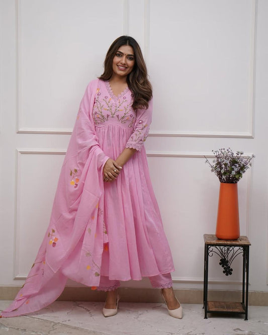 Pink Embroidery Kurta And Pant With Dupatta For Women